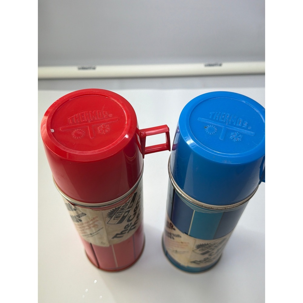 Vintage 1974 King-Seeley Thermos Set Red Blue Vacuum Bottles 10in Pair - Picture 8 of 9